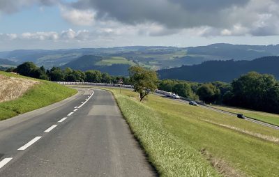Oldtimers-Youngtimers – Au guidon sur la montée de Corcelles-le-Jorat :: Course de côte 2025