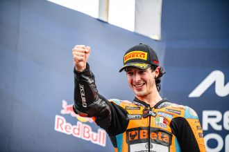 En Moto2 (moteurs Triumph), victoire de Celestino Vietti (team SpeedRS, châssis Boscoscuro), devant Barry Baltus (Fantic Lino Sonego, Kalex) et Daniel Holgado (CFMOTO Inde Aspar, Kalex); 4ème place pour le deuxième du championnat, Diogo Moreira (Italtrans, Kalex) et 6ème pour le leader Manuel Gonzalez (Liqui Moly Dynavolt Intact, Kalex)