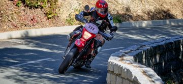 Rallye Routier – Malgré la douleur, les Suisses Antoine Asfaux et Morgane Hannigsberg sont allés au bout de celui de Corse