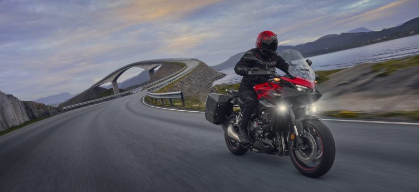 Nouveau – Honda annonce la CB1000GT, une touring 4-cylindres avec le moteur de la Hornet :: Nouveauté 2026 :: ActuMoto