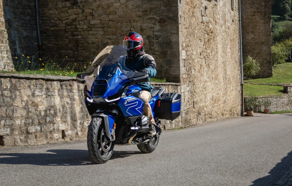 Essai – Immersion dans le Jura au guidon de la BMW R 1300 RT (ASA)