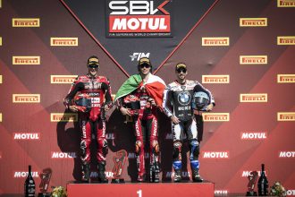 Au Portugal (Portimao), Nicolo Bulega (Ducati) remporte la course Superpole et la course 2, les deux fois devant son coéquipier Iker Lecuona et Miguel Oliveira (BMW); et les deux fois avec en quatrième position Alex Lowes (Bimota by Kawasaki), devant son frère Sam Lowes (team Elf Marc VDS, Ducati)
