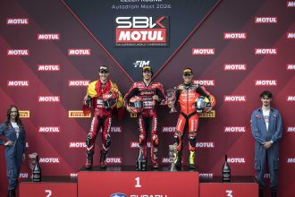 Nicolo Bulega (team Ducati d&rsquo;usine, numéro 11), parti de la pole à Most (République tchèque) remporte la course 1 après une longue bataille contre son coéquipier Iker Lecuona (numéro 7); 3ème place pour Yari Montella (team indépendant Barni, Ducati), et 4ème pour Garett Gerloff (Kawasaki), devant Axel Bassani (Bimota by Kawasaki), Lorenzo Baldassari (GoEleven, Ducati), Alex Lowes (Bimota) et Andrea Locatelli (Yamaha); blessé après un contact en début de course qui a causé un drapeau rouge, Danilo Petrucci (BMW) est déclaré inapte pour le reste du week-end