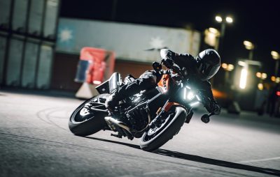Nouveau visage, position plus active et nouvel aiguisage pour la KTM 790 Duke :: Nouveauté 2026