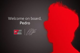 Dès la fin de la saison 2026, l&rsquo;Espagnol Pedro Acosta, actuellement chez KTM en MotoGP, passera dans le team d&rsquo;usine Ducati en MotoGP, aux côtés de Marc Marquez; l&rsquo;actuel coéquipier de Marc, Francesco Bagnaia, quittera quant à lui les rouges et sera l&rsquo;équipier de Marco Bezzecchi dans le team d&rsquo;usine Aprilia