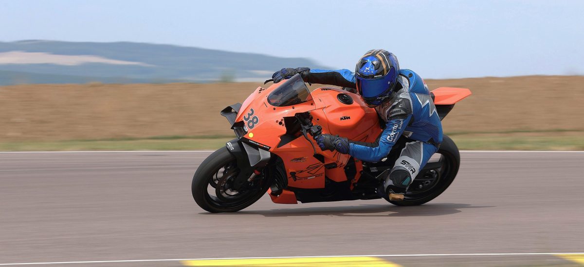 Essai KTM 990 RC R, la sportive sans le supplice?