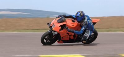 KTM 990 RC R, la sportive sans le supplice? :: Comparo sportives