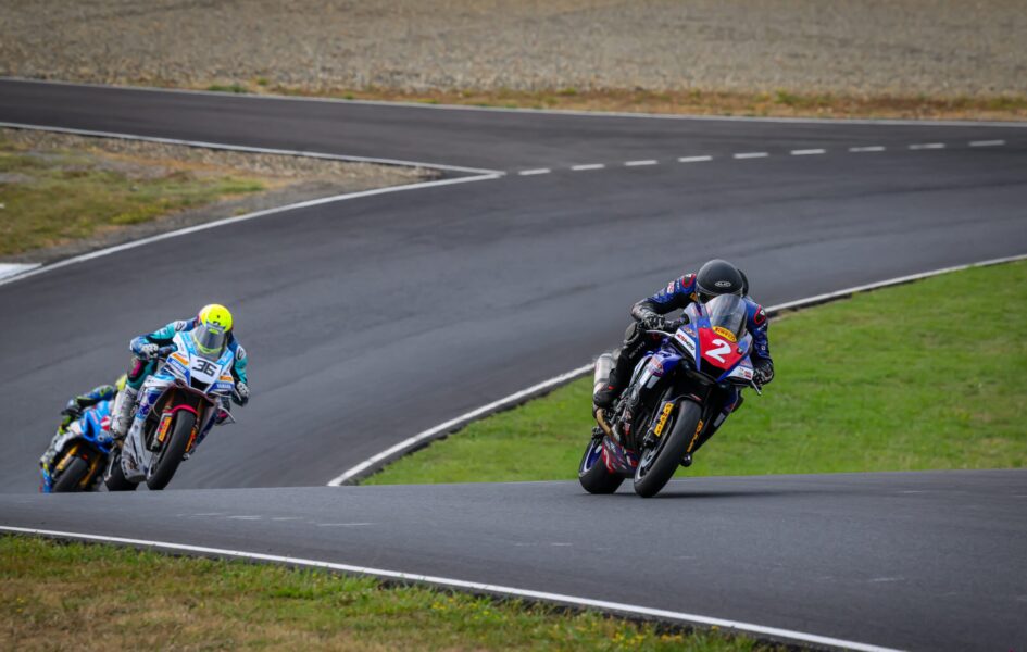 Promosport – Le Suisse Grégory Monaya prend le large en Production 1000