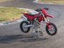 Ducati décline sa Desmo 450 en supermoto, mais uniquement pour la piste