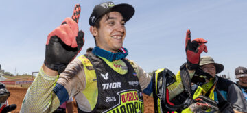 Avec une première et une quatrième places dans le dernier Grand Prix motocross de la saison, en Australie, l&rsquo;Espagnol et pilote Triumph Guillem Farres gagne le titre en MX2, devant son coéquipier Camden McLellan, qui remporte le GP; le Belge Sacha Coenen (KTM) prend la troisième place du classement général; Guillem Farres passera en catégorie MXGP en 2027, toujours sur une Triumph