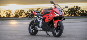 La BMW F 450 RR, une sportive bicylindre, vient compléter la famille des 450