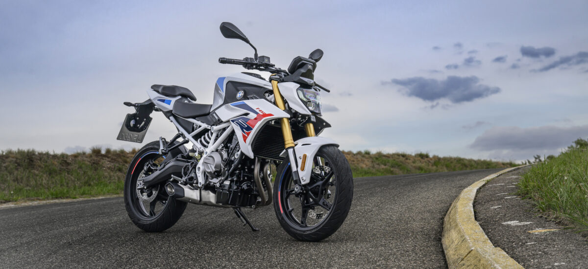 La BMW F 450 R, un roadster A2 agile avec le twin de la baby GS