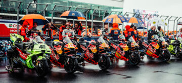 En raison d&rsquo;une météo défavorable empêchant l&rsquo;hélico médical de voler, les courses MotoGP, Moto2 et Moto3 du Grand Prix d&rsquo;Australie ont été annulées; c&rsquo;était la dernière visite du MotoGP sur le circuit de Phillip Island