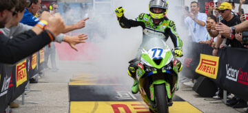 Le Suisse Dominique Aegerter (Kawasaki, numéro 77) termine sa saison en WorldSSP sur une belle note avec une cinquième place dans la course 1 à Jerez, et surtout une deuxième place dans la course 2, son premier podium avec le team Kawasaki; son coéquipier Jeremy Alcoba a pris la 2ème place de la course 1 et la première de la course 2