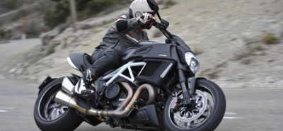 Le nouveau musculeux Ducati Diavel :: Ducati